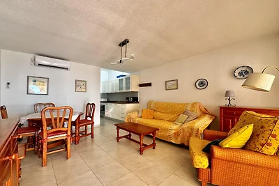 Apartment in Roquetas de Mar mit Terrasse