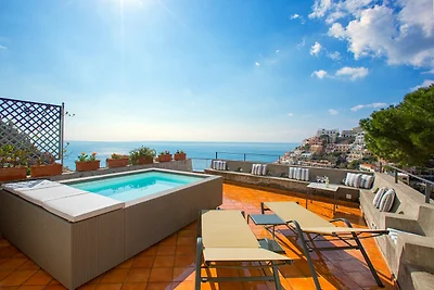 Lussuosa villa nella parte alta di Positano