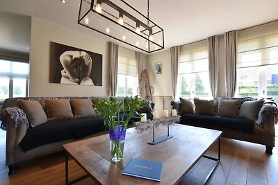 Herrenhaus Den Ast mit Whirlpool und Garten