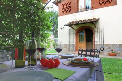 Weelderig Boerderij in het hart van Toscane