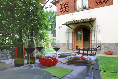 Lussureggiante Agriturismo nel cuore della...