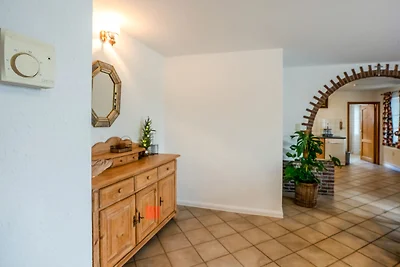Grazioso cottage a Waimes vicino a...