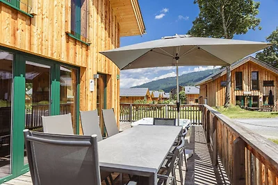 Chalet moderno con vasca idromassaggio