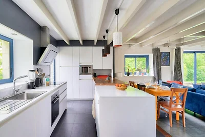 Apartment in Combrit mit Whirlpool und Garten