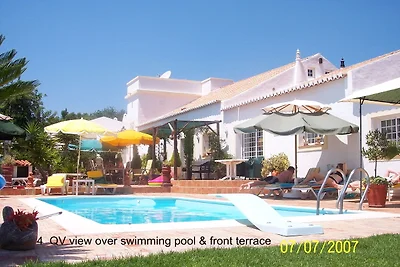 Wunderschönes Ferienhaus mit Swimmingpool