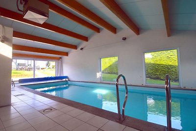 Casa vacanze con piscina interna riscaldata