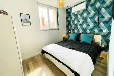 Der helle T2 im Hyper-Center-Fußgängerbereich