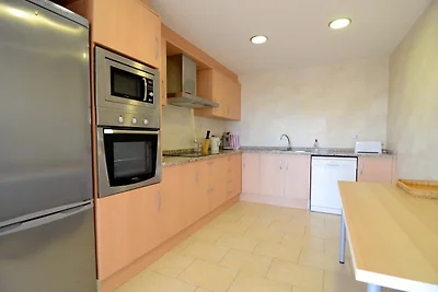 Townhouse in Estartit near sea beach
