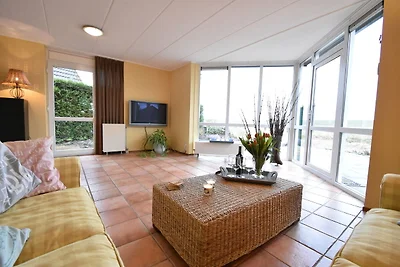 Moderna casa vacanze a Ooltgensplaat