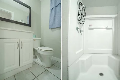Cape Coral FL | King bed
