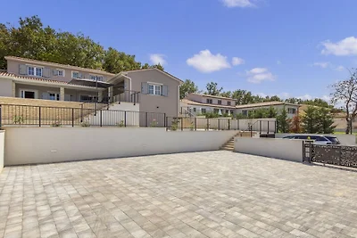 Villa in Labin met zwembad