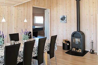 Luxuriöses Ferienhaus in Idestrup mit Sauna