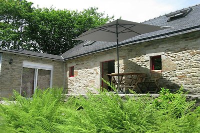 Vrijstaand huis met verzorgde omheinde tuin