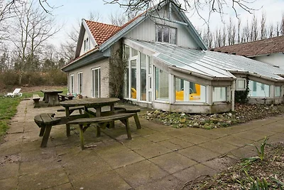 16 persone case ad Aabenraa