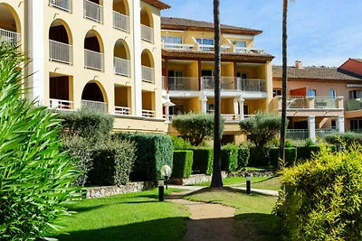 Apartment in Les Issambres am Strand