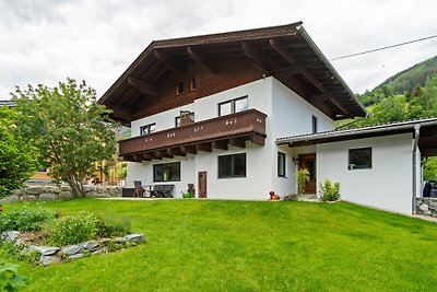 Gemütliches Apartment in Mühlbach mit Balkon