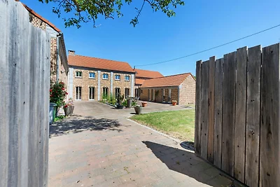 Denkmalgeschütztes Ferienhaus in Voeren mit...