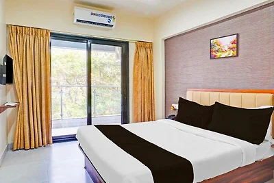 Townhouse Oak Amanora Mall