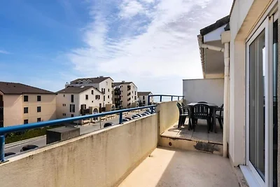 Apartment Navy Blue Residence