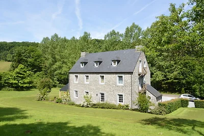 Boutique-Ferienhaus in Anhée; tierfreundlich