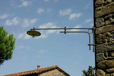 Friedliches Bauernhaus in Cortona mit Pool