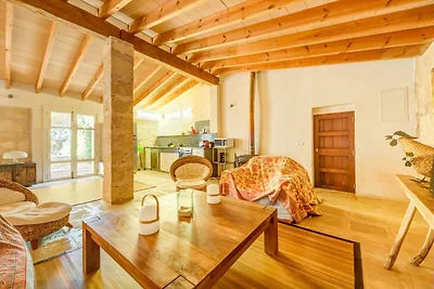 Ruhiges Ferienhaus mit Pool