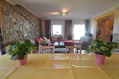 Elegante appartamento con giardino a...