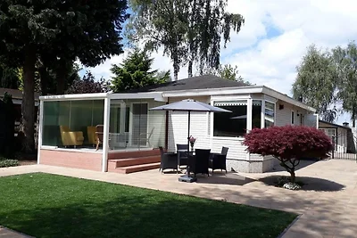 Spazioso chalet con giardino a Garderen