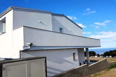 Terrasse, Klimaanlage und privater Parkplatz