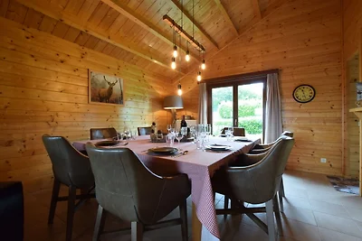 Geräumiges Chalet in Durbuy mit Garten