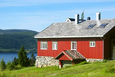 10 Personen Ferienhaus in Follafoss-By Traum