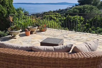 Villa in Les Issambres mit Schwimmbecken