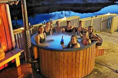 12 Personen Ferienhaus in Flatraket-By Traum