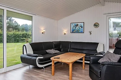 8 persoons vakantie huis in Væggerløse-By...