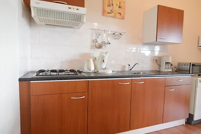 Modernes Ferienhaus in Geesteren mit Terrasse