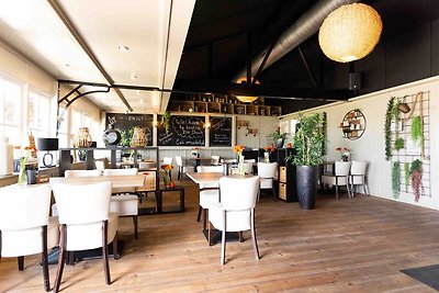 Chalet mit Mikrowelle in einem Ferienpark in ...