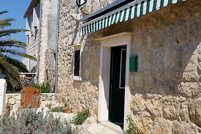 Casa tradizionale con due appartamenti
