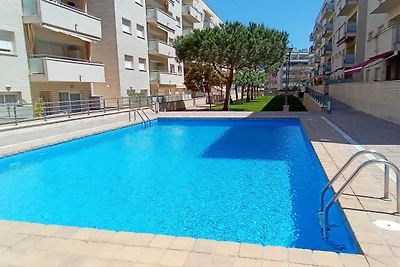 Appartement in Fenals bij Prachtige Stranden