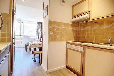 Helle Maisonette-Wohnung · Direkt an der Pist...