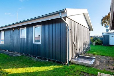 Wunderschönes Ferienhaus in Sjolund am Meer