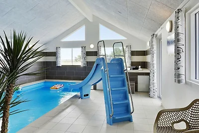 24 Personen Ferienhaus in Spøttrup