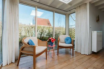 Holiday bungalow with a nice light appearance...