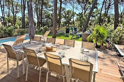 Haus in der Nähe von Sainte-Maxime mit privat...