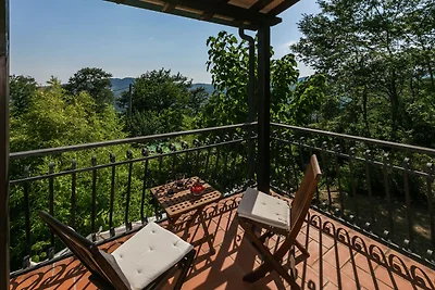 Komfortable Villa in Santa Fiora mit...