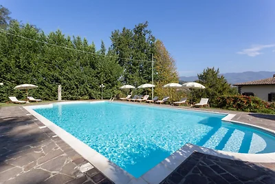 Villa en Mugello con piscina privada