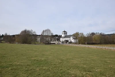 Ferienhaus in der grünen Gemeinde Sainte-Ode ...