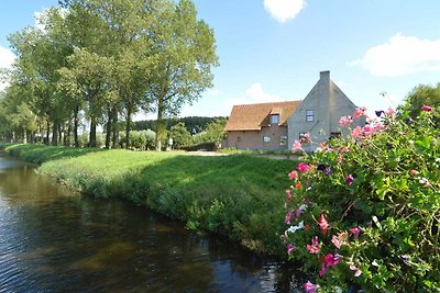 Luxe landhuis in Sint-Laureins met privétuin