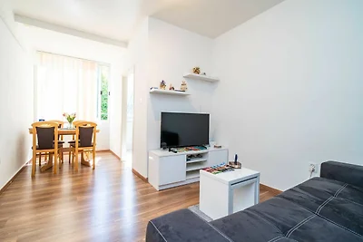 Apartment Joky - One-Bedroom Apartment