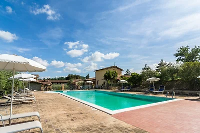 Agriturismo a Perugia con vasca idromassaggio