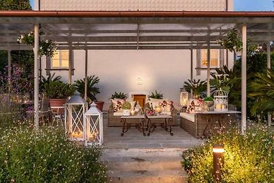 5 Schlafzimmer Villa mit Pool in Lucca